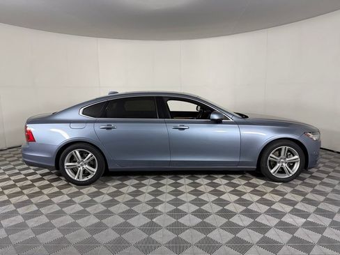 Used 2018 Volvo S90 T5 Momentum w/ Convenience Package AWD/4WD image 6