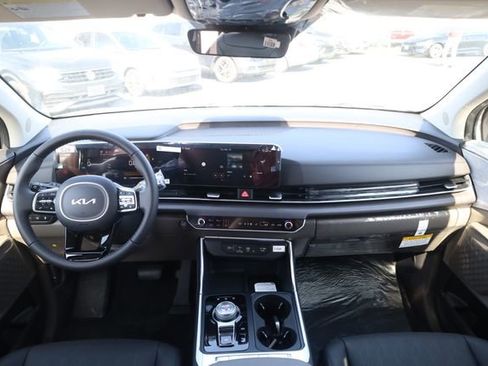 New 2026 Kia Carnival EX image 11