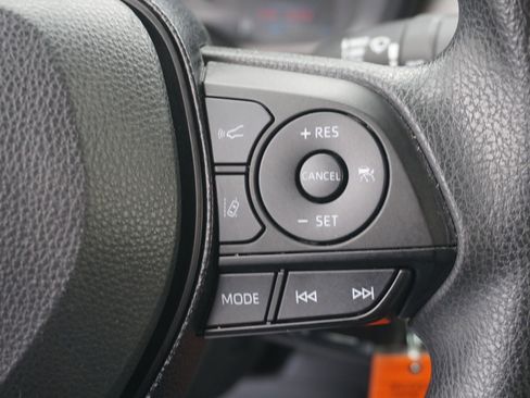 Used 2020 Toyota Corolla LE image 17