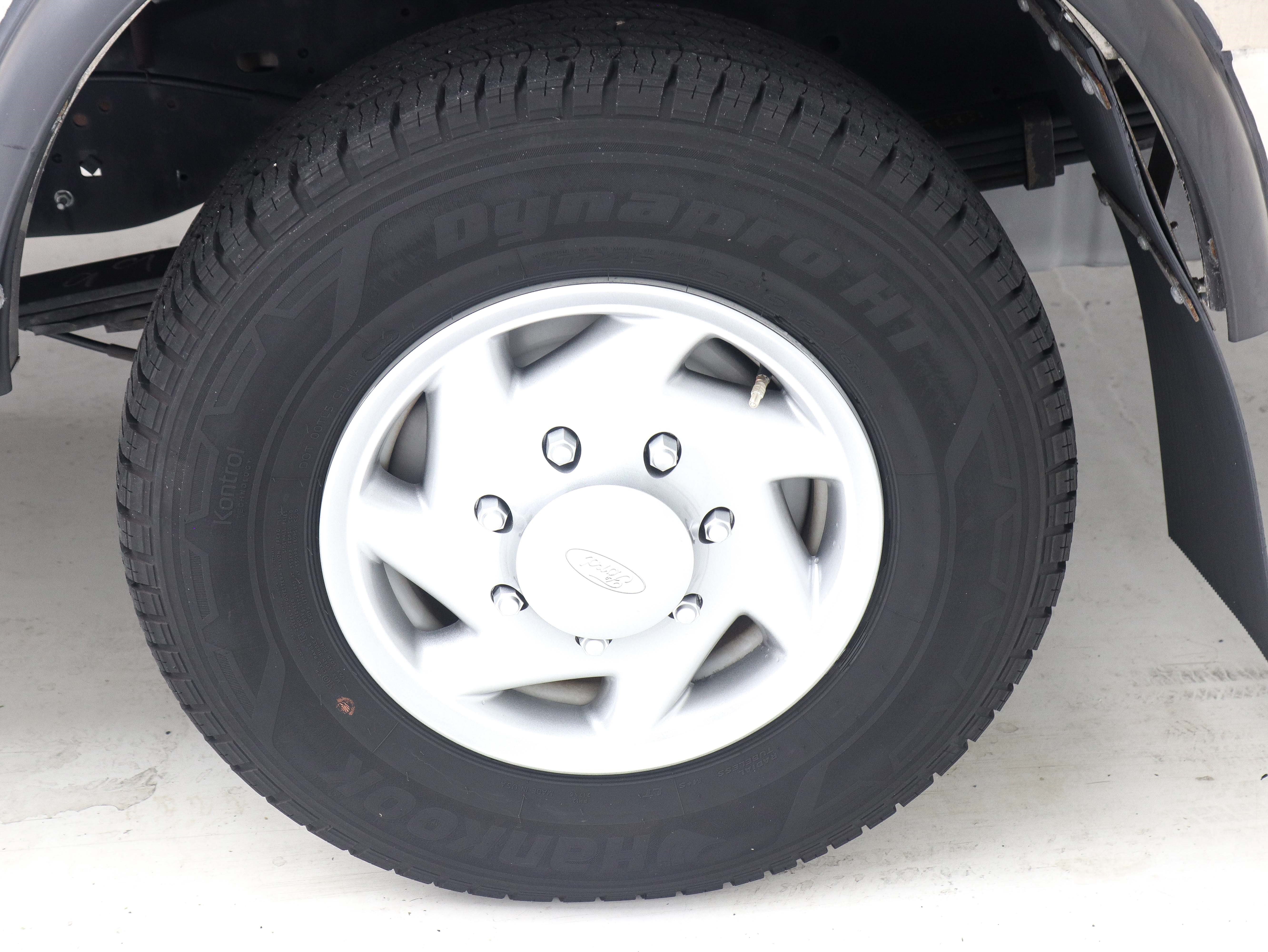 Used 2023 Ford E-350 and Econoline 350 Super Duty w/ Power Windows & Locks Group RWD image 25