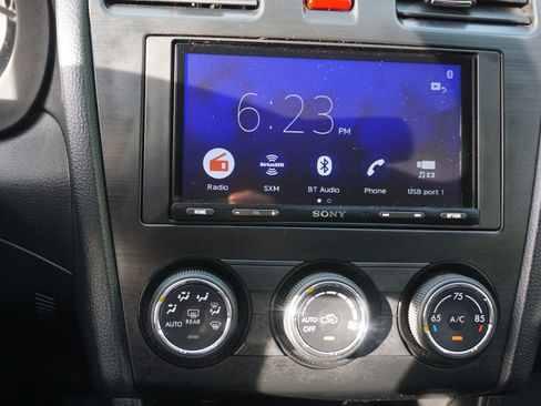 Used 2013 Subaru Crosstrek 2.0i Limited AWD/4WD image 12
