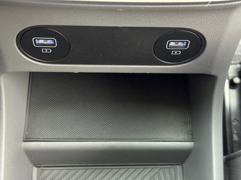 Used 2022 Hyundai Ioniq 5 SE image 29