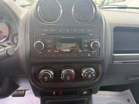 Used 2016 Jeep Patriot Sport w/ Power Value Group AWD/4WD image 28