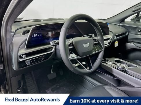 New 2025 Cadillac Lyriq Luxury image 6