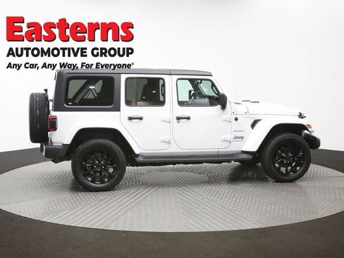 Used 2023 Jeep Wrangler Unlimited Sahara AWD/4WD image 48