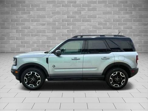 Certified 2023 Ford Bronco Sport Outer Banks w/ Tech Package AWD/4WD image 2