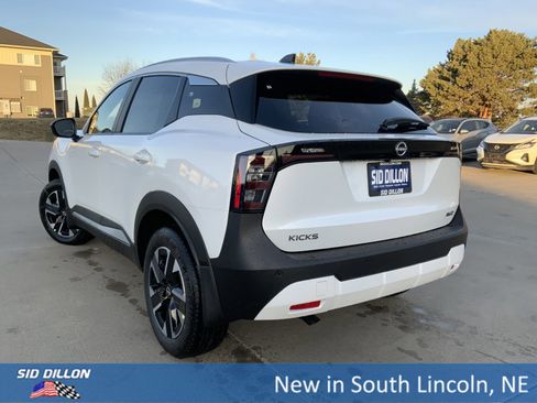 New 2026 Nissan Kicks SV w/ SV Premium Package image 3