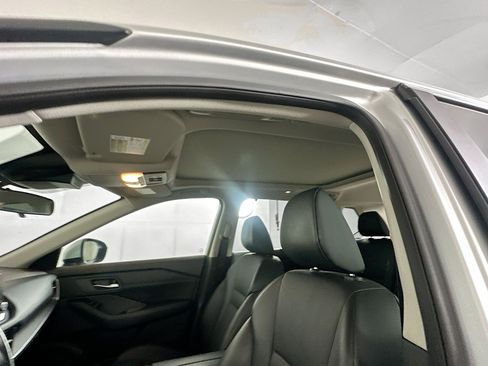Used 2023 Nissan Rogue SV w/ SV Premium B Package AWD/4WD image 25