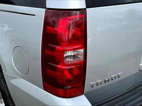 Used 2012 Chevrolet Tahoe LT AWD/4WD image 21