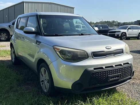 Used 2014 Kia Soul FWD image 4