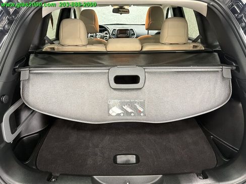 Used 2017 Jeep Cherokee Sport w/ Safety Group AWD/4WD image 15