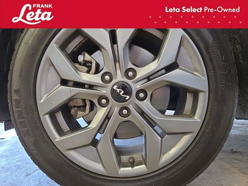 Used 2024 Kia Seltos LX AWD/4WD image 14