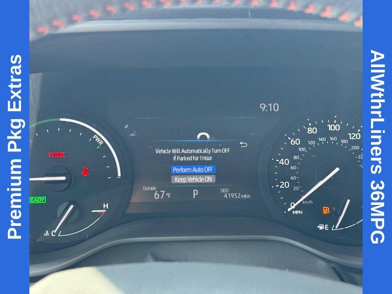 Used 2024 Toyota Sienna XSE w/ XSE Premium Package FWD image 24