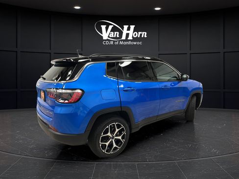 Used 2025 Jeep Compass Limited AWD/4WD image 7