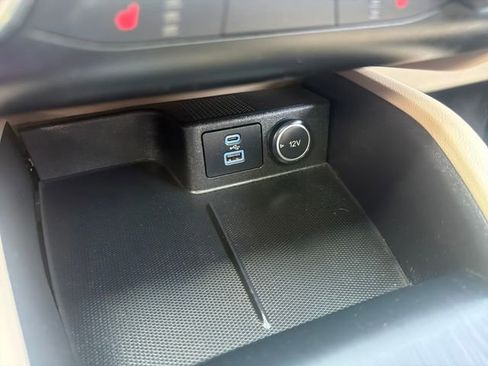 Used 2020 Ford Escape SE AWD/4WD image 37