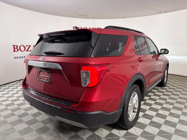 Used 2023 Ford Explorer XLT w/ Equipment Group 202A RWD image 11