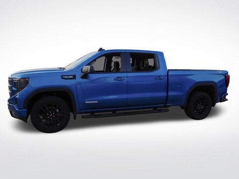 Used 2023 GMC Sierra 1500 Elevation w/ Preferred Package AWD/4WD image 4