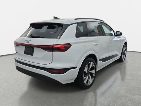 Certified 2025 Audi Q6 e-tron Premium Plus w/ Premium Plus image 5