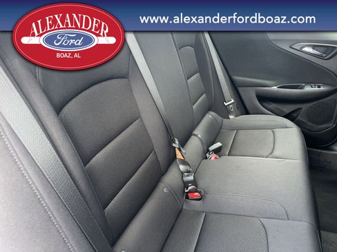 Used 2023 Chevrolet Malibu LS image 17