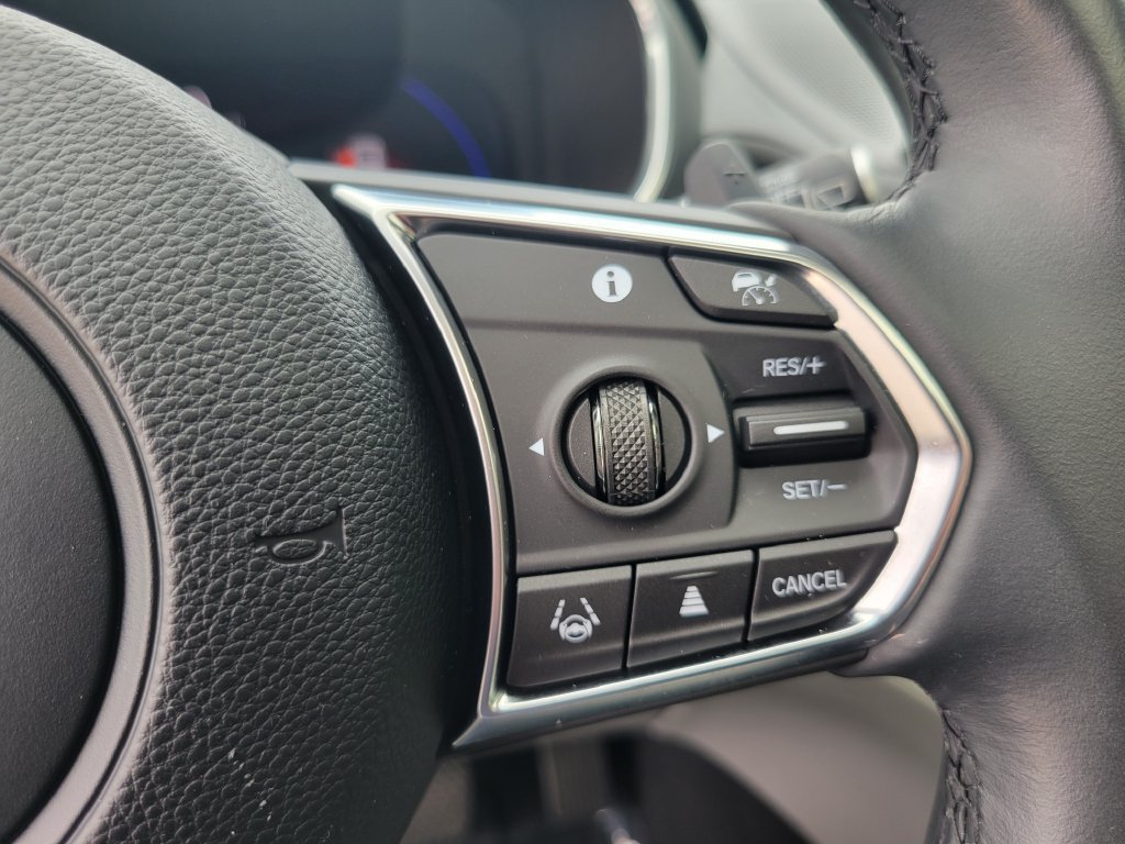 Used 2025 Acura MDX w/ Technology Package FWD image 26