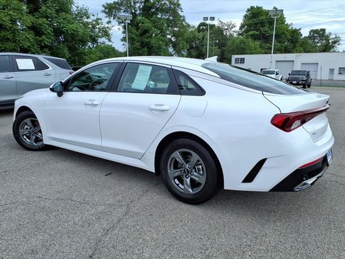 Used 2021 Kia K5 LXS FWD image 6