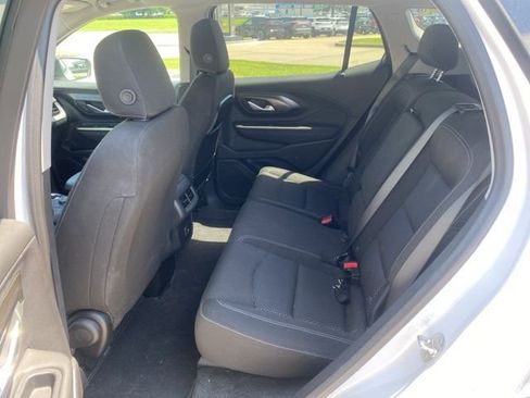 Used 2024 GMC Terrain SLE w/ Elevation Edition FWD image 23