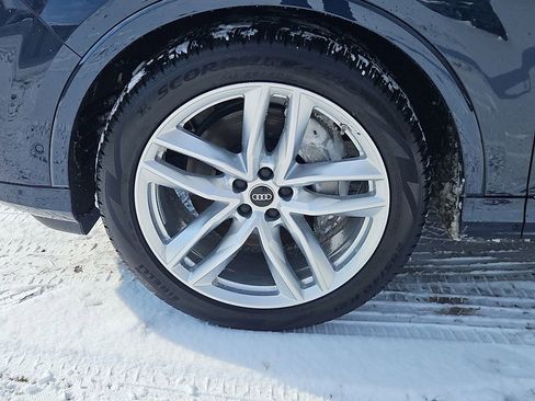 Certified 2025 Audi Q7 3.0T Premium Plus w/ Premium Plus Package image 7