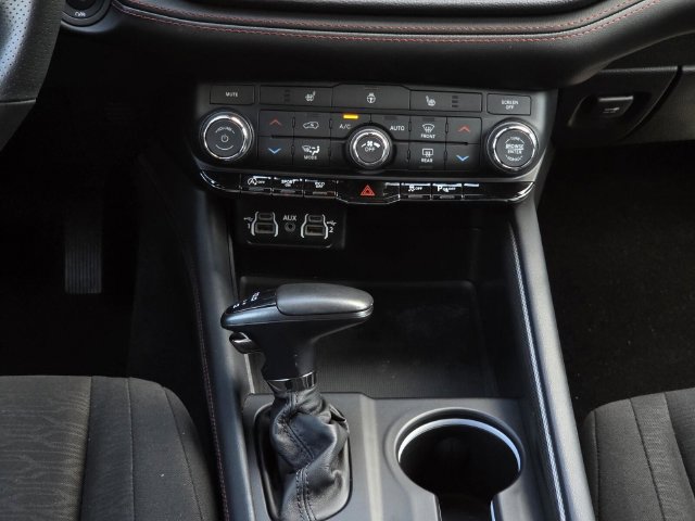 Used 2025 Dodge Durango GT AWD/4WD image 18