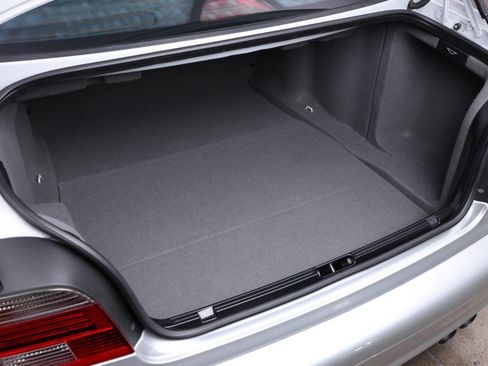 Used 2002 BMW M5 image 59