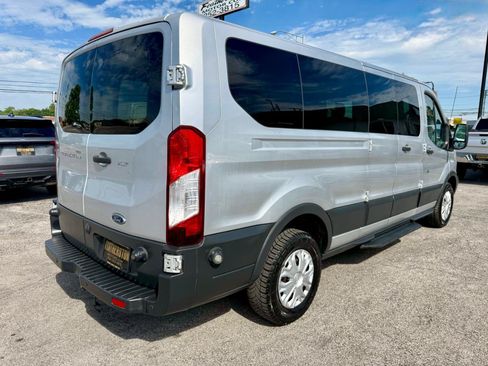 Used 2016 Ford Transit 350 XLT RWD image 9