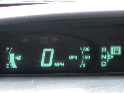 Used 2010 Toyota Prius One FWD image 28
