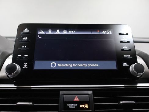 Used 2018 Honda Accord Sport image 26