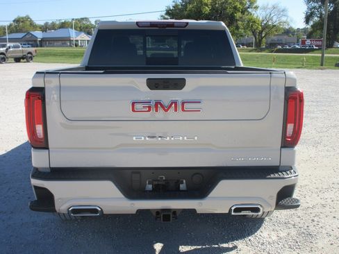 New 2026 GMC Sierra 1500 Denali image 6