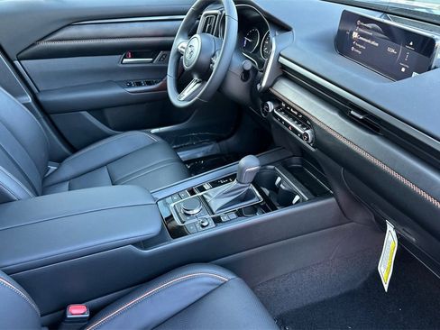 New 2026 MAZDA CX-50 AWD 2.5 Hybrid w/ Weather Package image 17