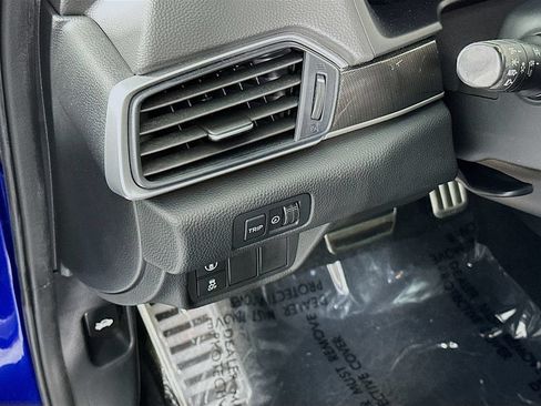 Used 2021 Honda Accord Sport image 11