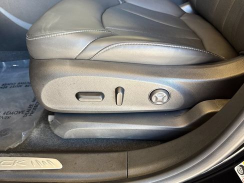 Certified 2020 Buick Envision Essence w/ LPO, Cargo Package FWD image 12