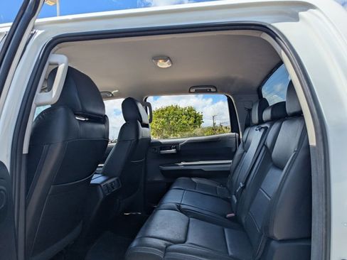 Used 2018 Toyota Tundra SR5 w/ SR5 Upgrade Package image 14