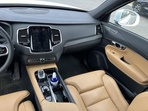 Used 2023 Volvo XC90 B6 Ultimate image 13