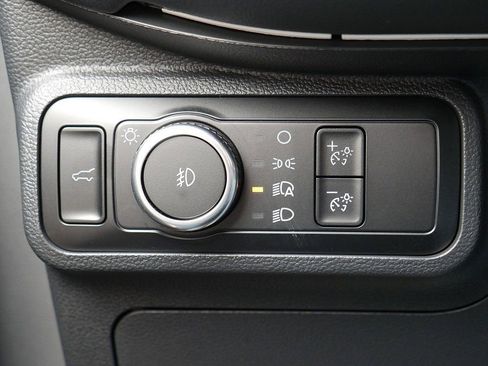 Used 2025 Ford Explorer ST image 29