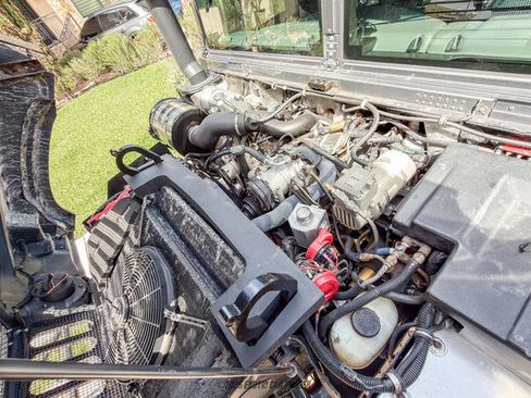 Used 2003 HUMMER H1 4-Door Open Top AWD/4WD image 17