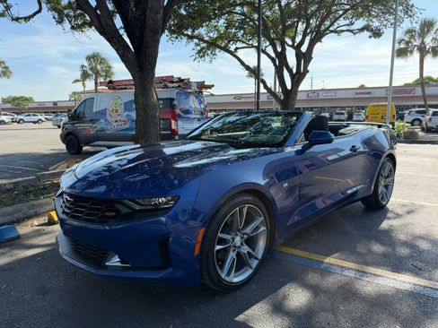 Used 2020 Chevrolet Camaro LT w/ RS Package RWD image 8