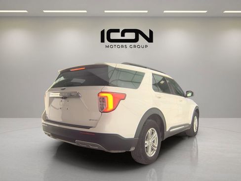 Used 2023 Ford Explorer XLT w/ Equipment Group 202A image 4
