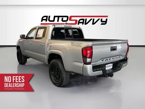 Used 2023 Toyota Tacoma SR AWD/4WD image 5