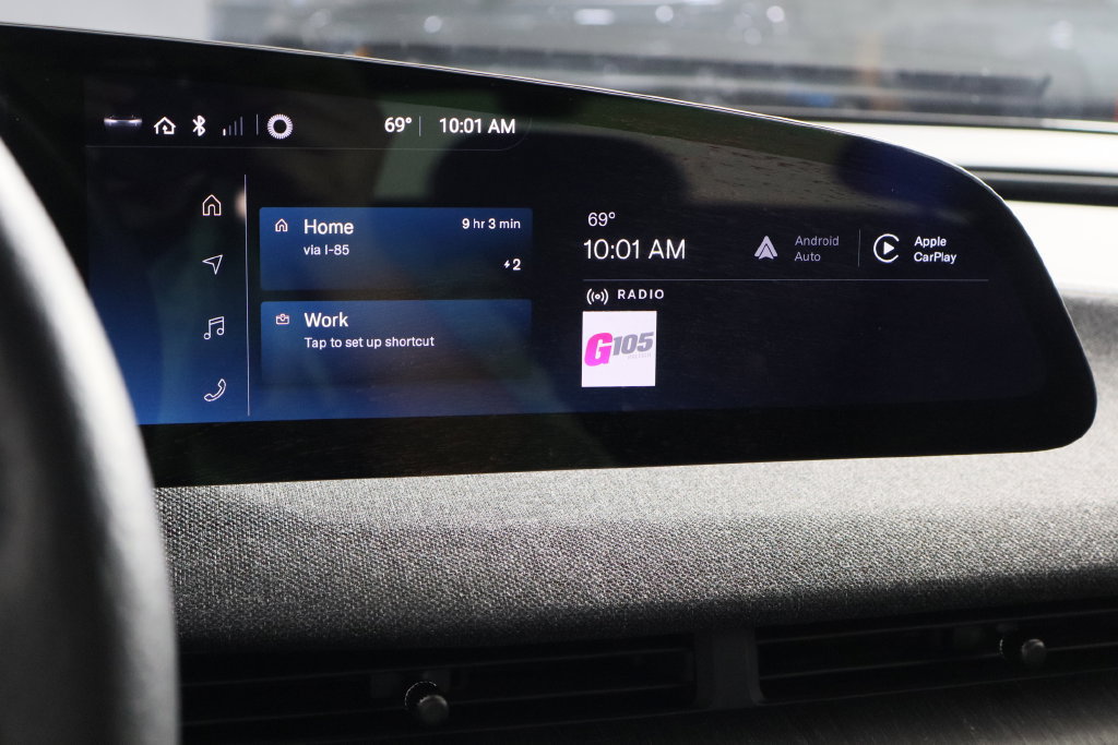 Used 2024 Lucid Air Pure RWD image 28