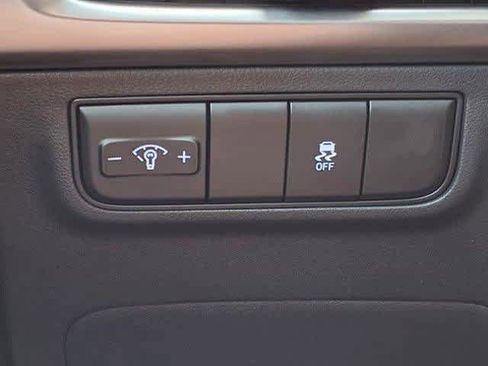 Certified 2025 Hyundai Tucson SE image 20