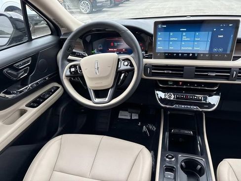 New 2025 Lincoln Corsair Grand Touring w/ Jet Appearance Package image 14