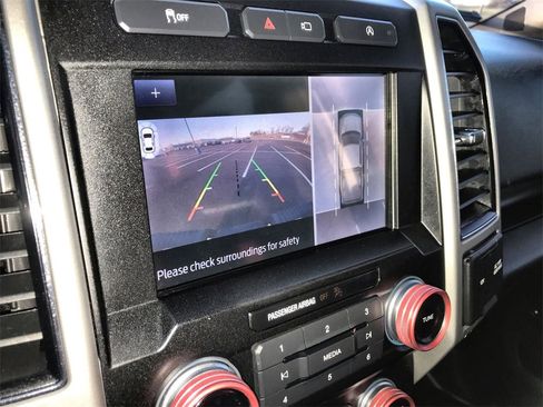 Used 2020 Ford F150 Lariat w/ Equipment Group 502A Luxury image 17