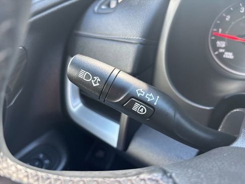 Used 2024 GMC Terrain SLT image 38