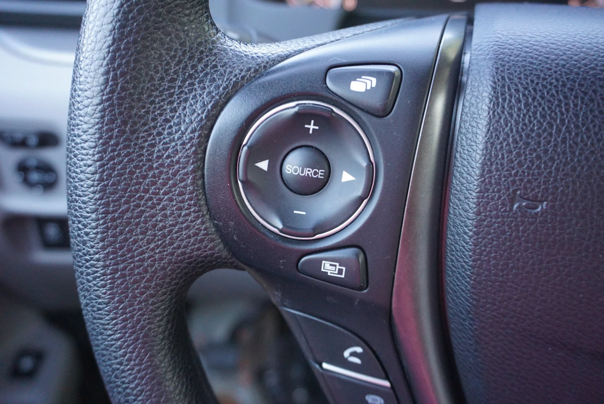 Used 2016 Honda Pilot EX image 29