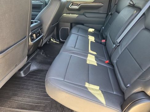Used 2025 Chevrolet Silverado 1500 LTZ w/ LTZ Premium Package AWD/4WD image 26
